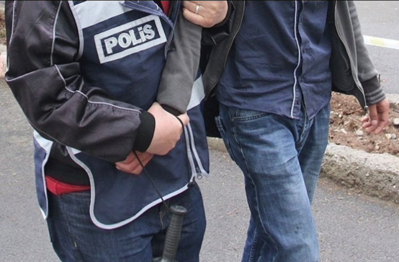 Polis-1