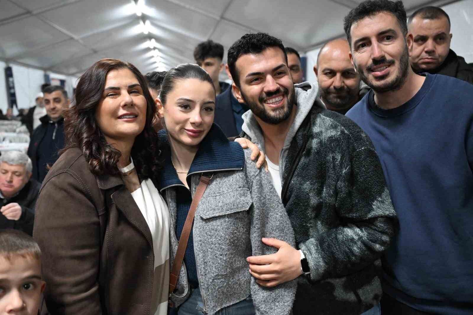 Baskan Cercioglu Iftar Sofrasinda Vatandaslarla Bulustu 0D71456B6Dcae50D657799Da4Cfcb834 1