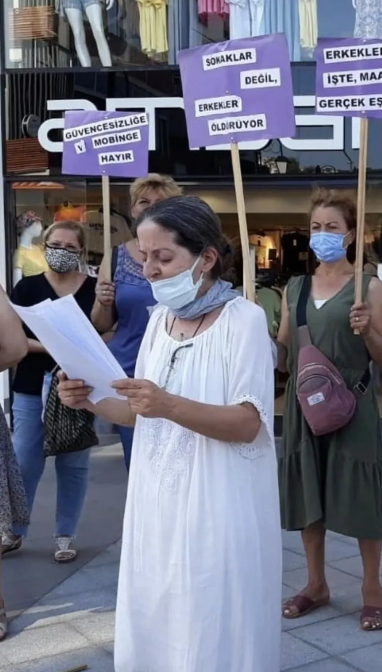 Kusadasi Mehlike Hepdemir Ablasini Kaybetti 641944 113F10554679639877Eb6Fe9B283Eee8