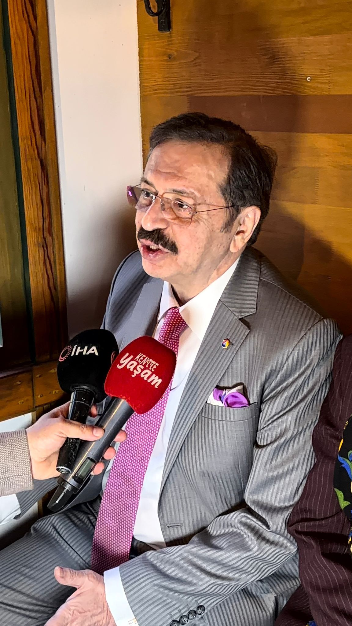 A91Fa429 51C0 4082 87Fb E326373Ba7Da