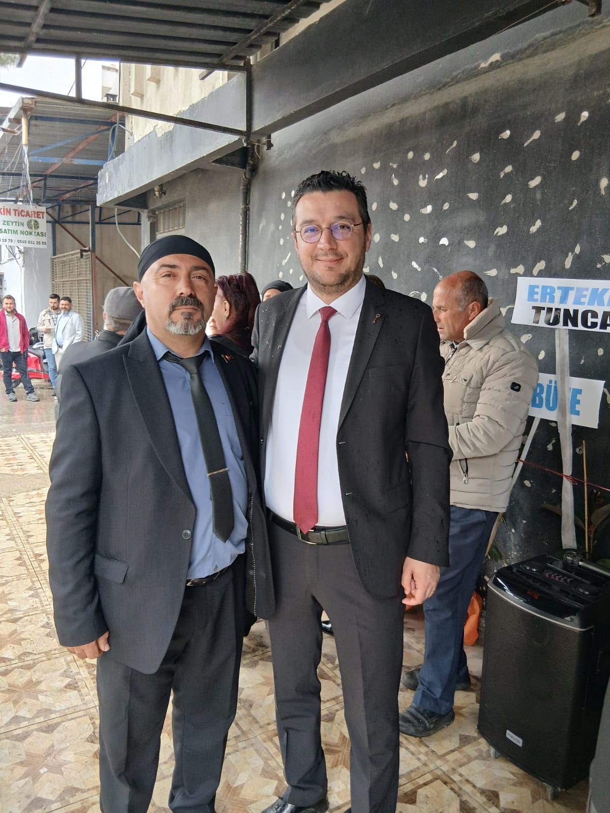 Ee3722C9 121F 41Cb Ad7C 525244Cf4080