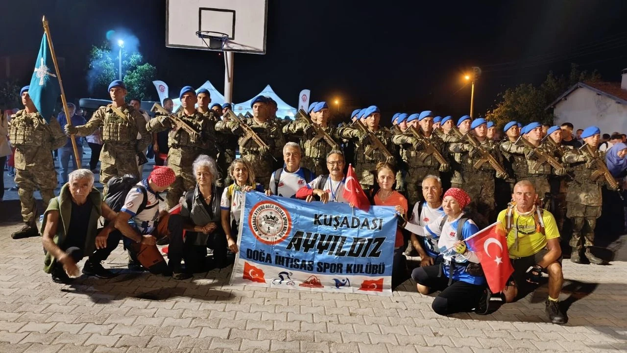 Aydınlı sporcular “Atatürk’ün izinden zafere yürüdü”