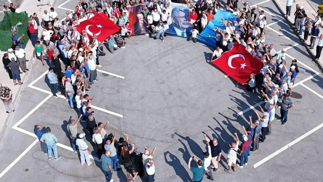 Iyi Parti Aydin Ihanete Karsi Bayrak Acti Turk Milletinin Iradesine Boyun Egmek Yok 3