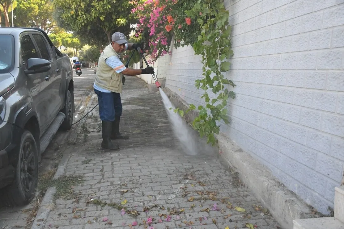 Kusadasinda Temizlik Ve Hijyen Calismalari Suruyor 2