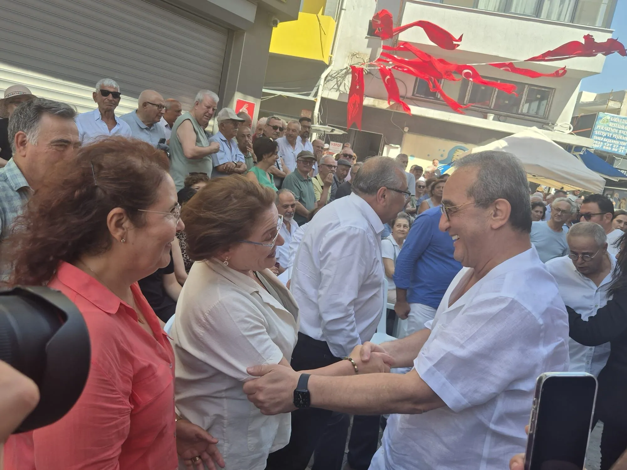 Yeni Parti Soke Ilce Binasi Torenle Acildi 4