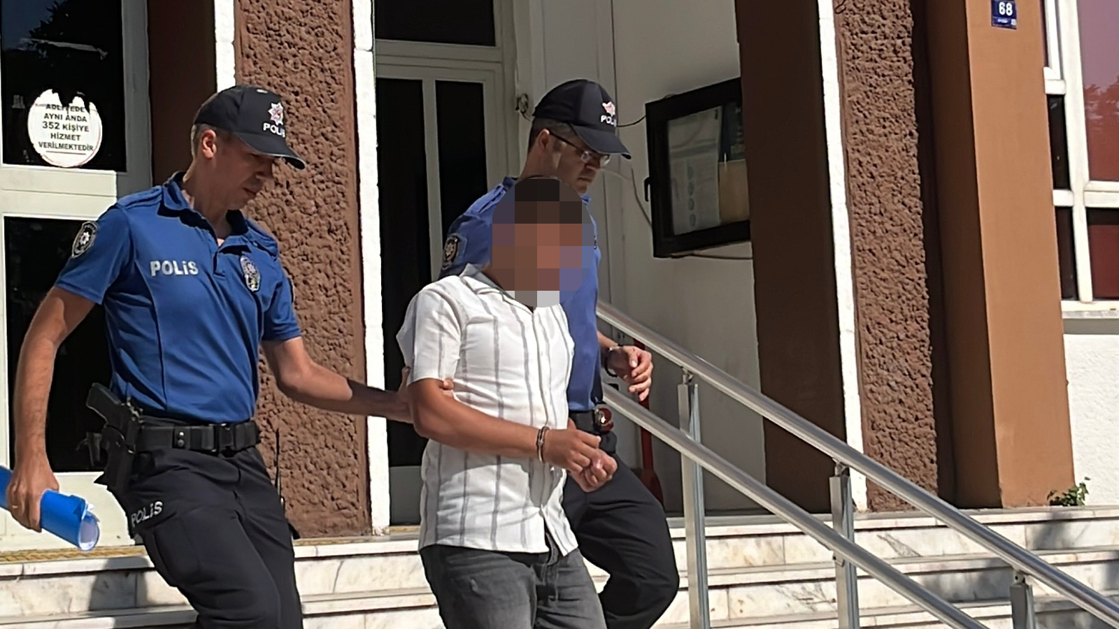 İki aile arasında silahlı bıçaklı kavga