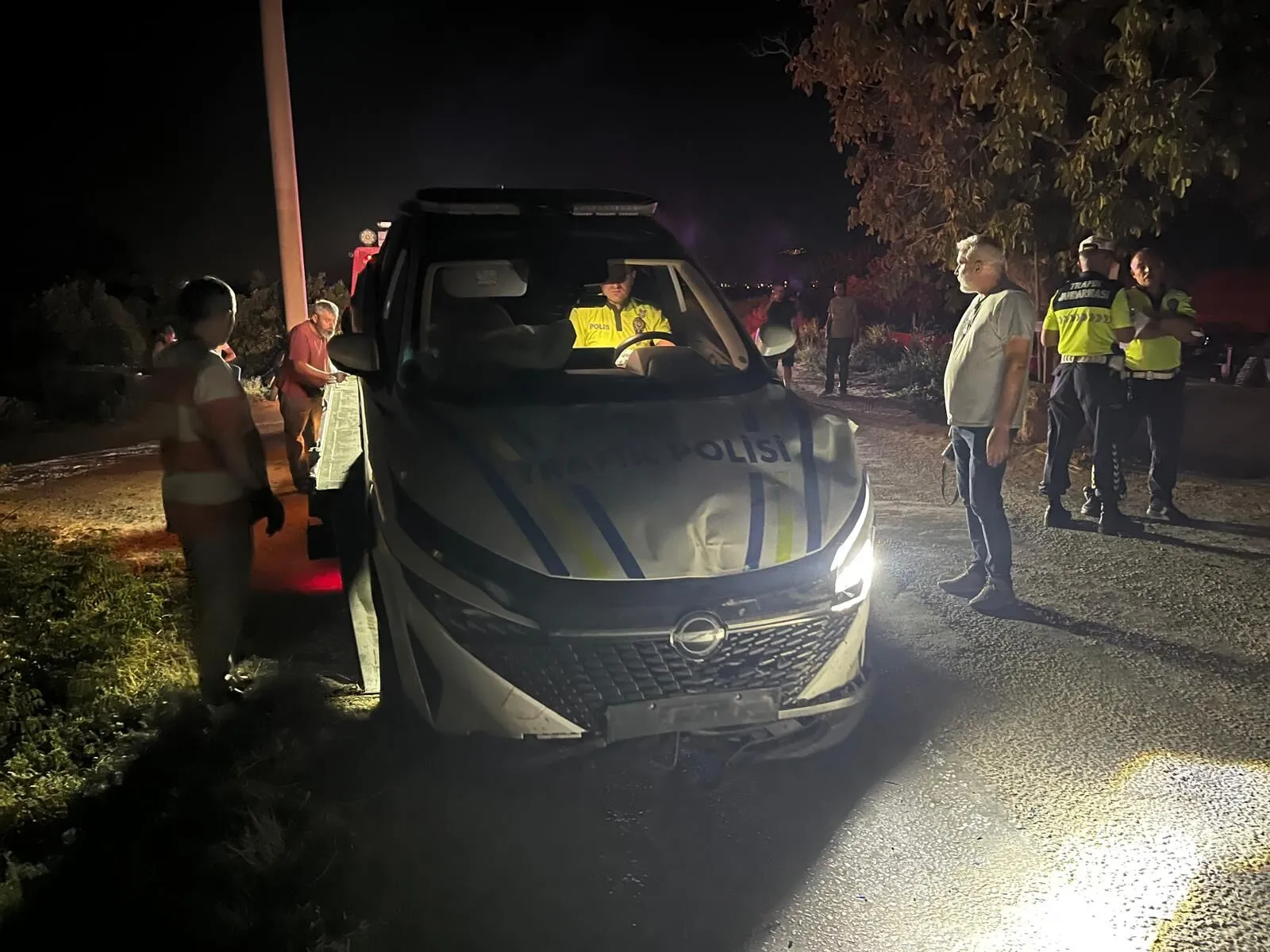 Nazilli'de feci kaza: 2 polis yaralı