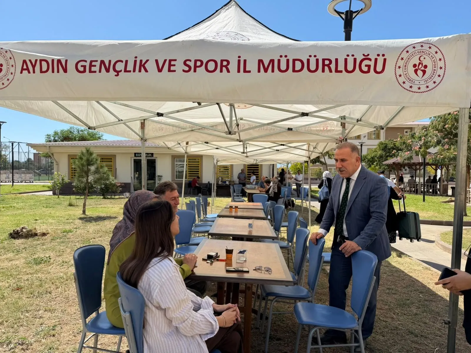 Adu Ogrencileri Aydina Gelmeye Basladi Yurtlarda Hem Telas Hem Duygusal Vedalar Yasandi 1