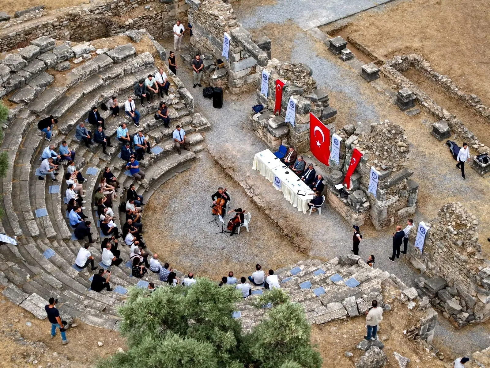 ADÜ NYSA Antik Kenti'nde toplantı gerçekleştirdi