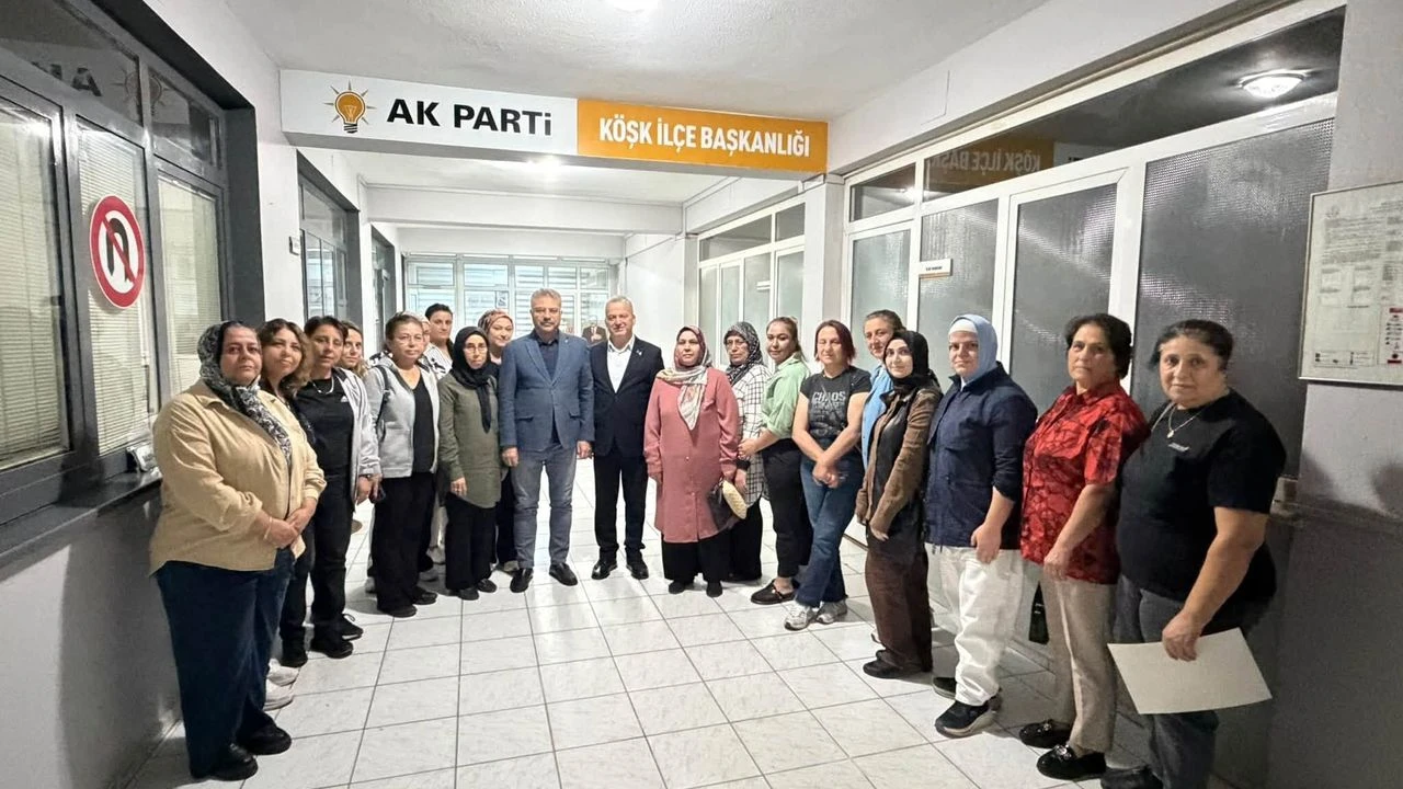 AK Parti’nin 25 yıllık hafızası Köşk’te tazelendi