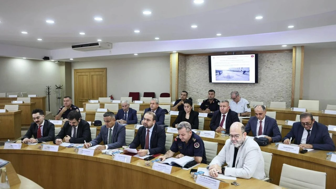 Aydindaki Ceza Infaz Kurumlari Ve Hukumluler Icin Kritik Toplanti 1