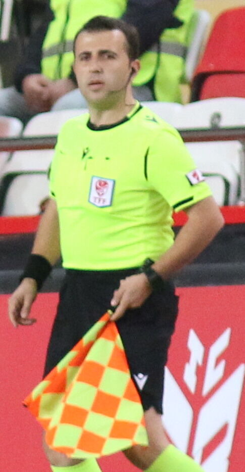 Ferdi Karadoruk At Antalyaspor Vs Amed S K 20211130 (1) (Cropped)