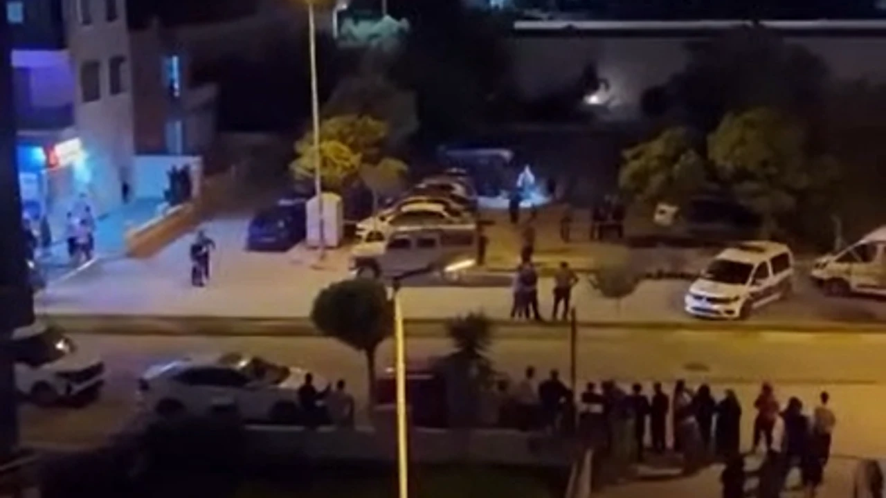 Sokede Korkunc Olay Esinin Evinin Bulundugu Sokakta Olu Bulundu 1