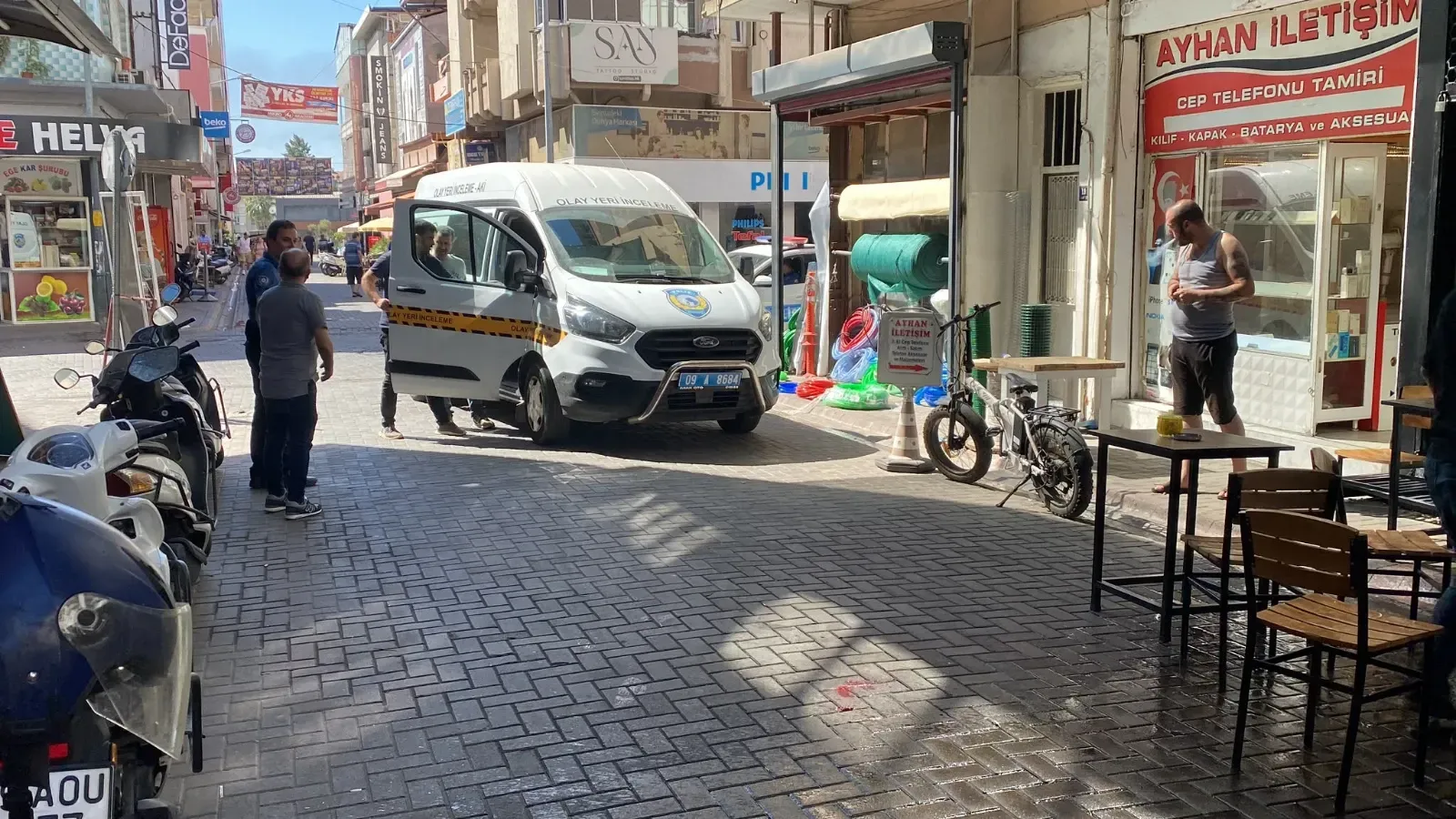 Nazilli'de sokak ortasında bıçaklı kavga!
