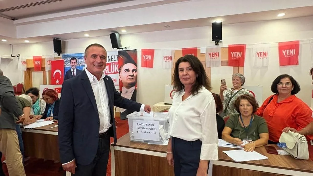 YENİ Parti Milletvekili Karakoz’dan Başkan Gürbilek’e tebrik