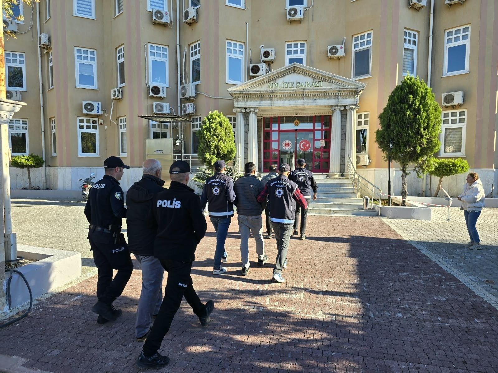 Didim'de göçmen kaçakçılarına ağır darbe
