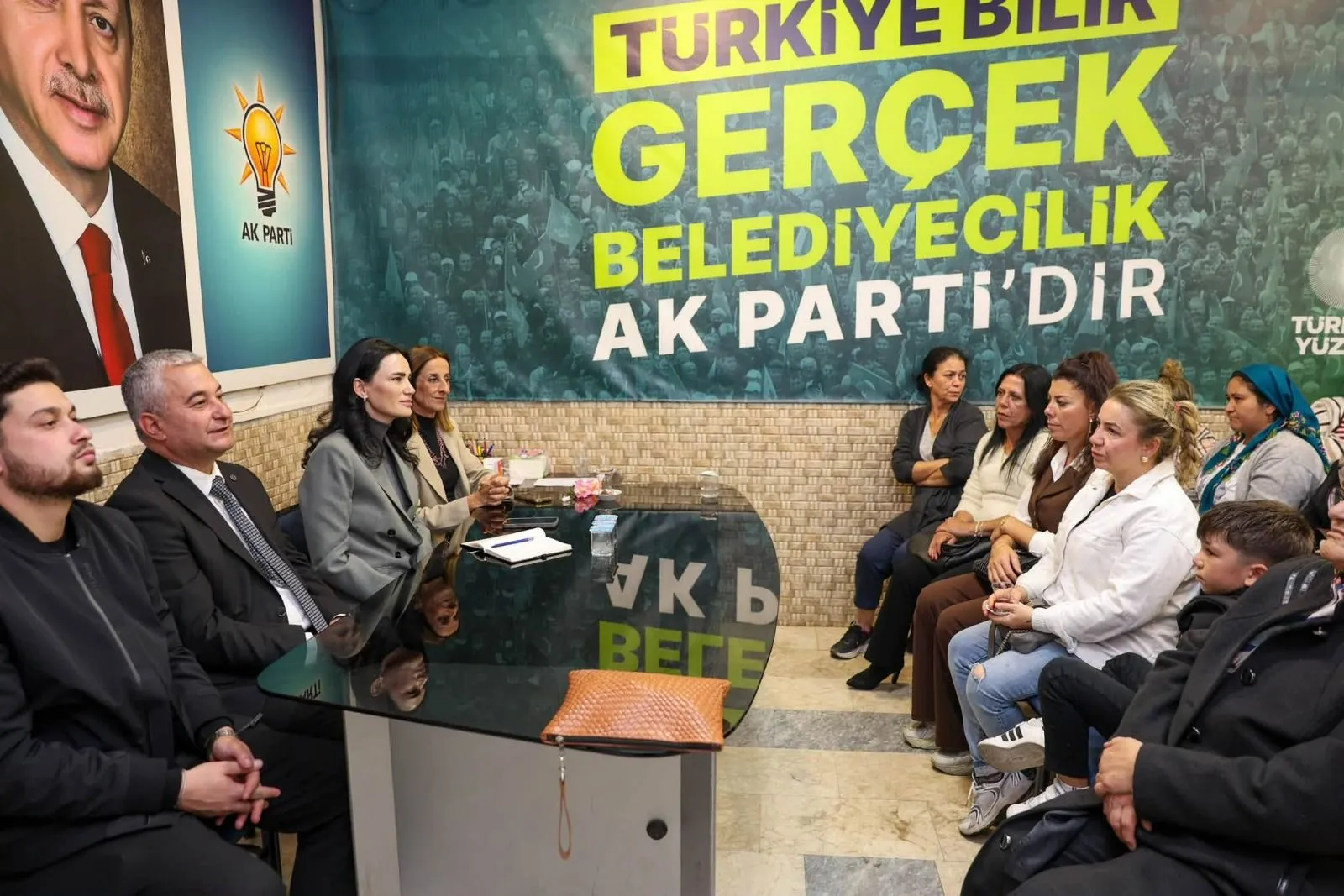 Ak Partili Saribastan Kocarli Ve Incirliova Mesaisi 4