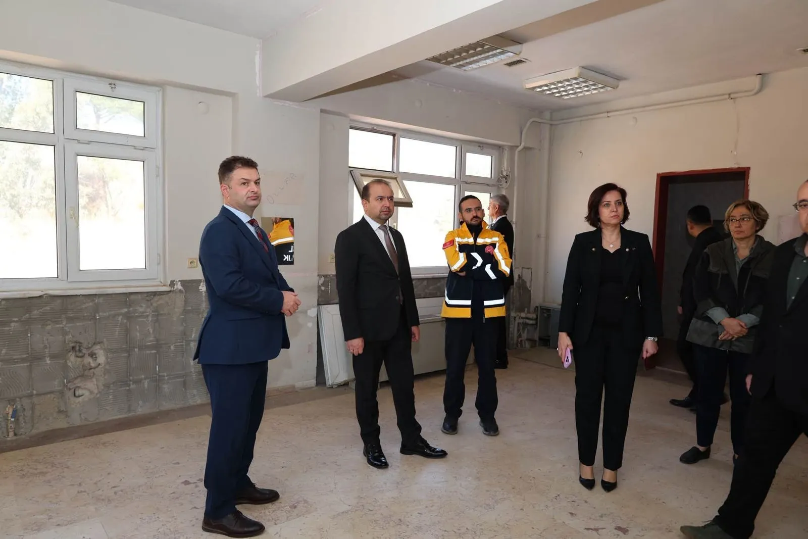 Aydinda Acil Saglik Hizmetleri Icin Yeni Merkez Hazirligi Mudur Senkul Incelemelerde Bulundu 1