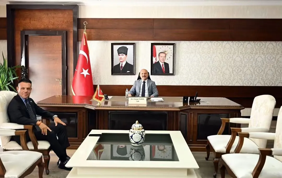 İş İnsanı Azaphan'dan Vali Varol'a Anlamlı Ziyaret