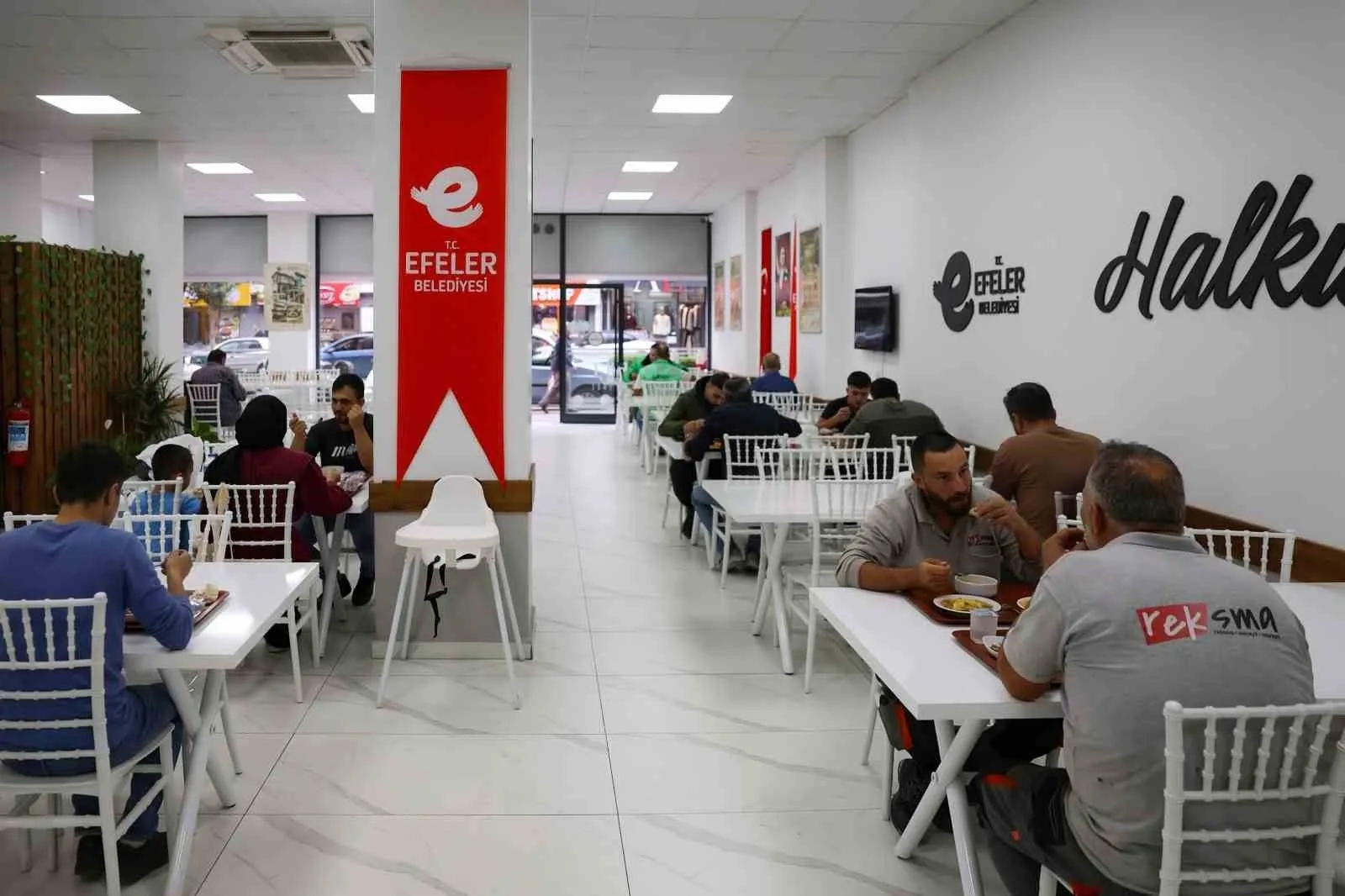 Efeler In Halk Sofralari Misafirlerini Agirliyor 1791963303046 670393