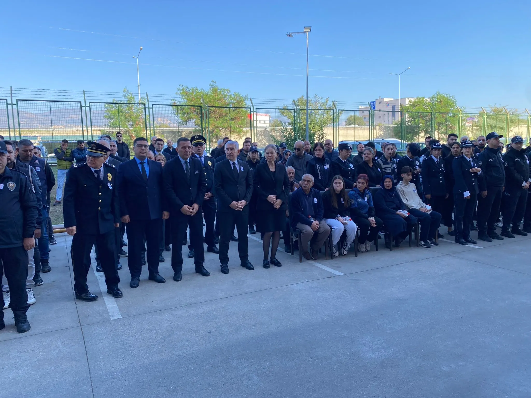 Nazillide Sevilen Polise Veda Torenle Memleketine Ugurlandi 2