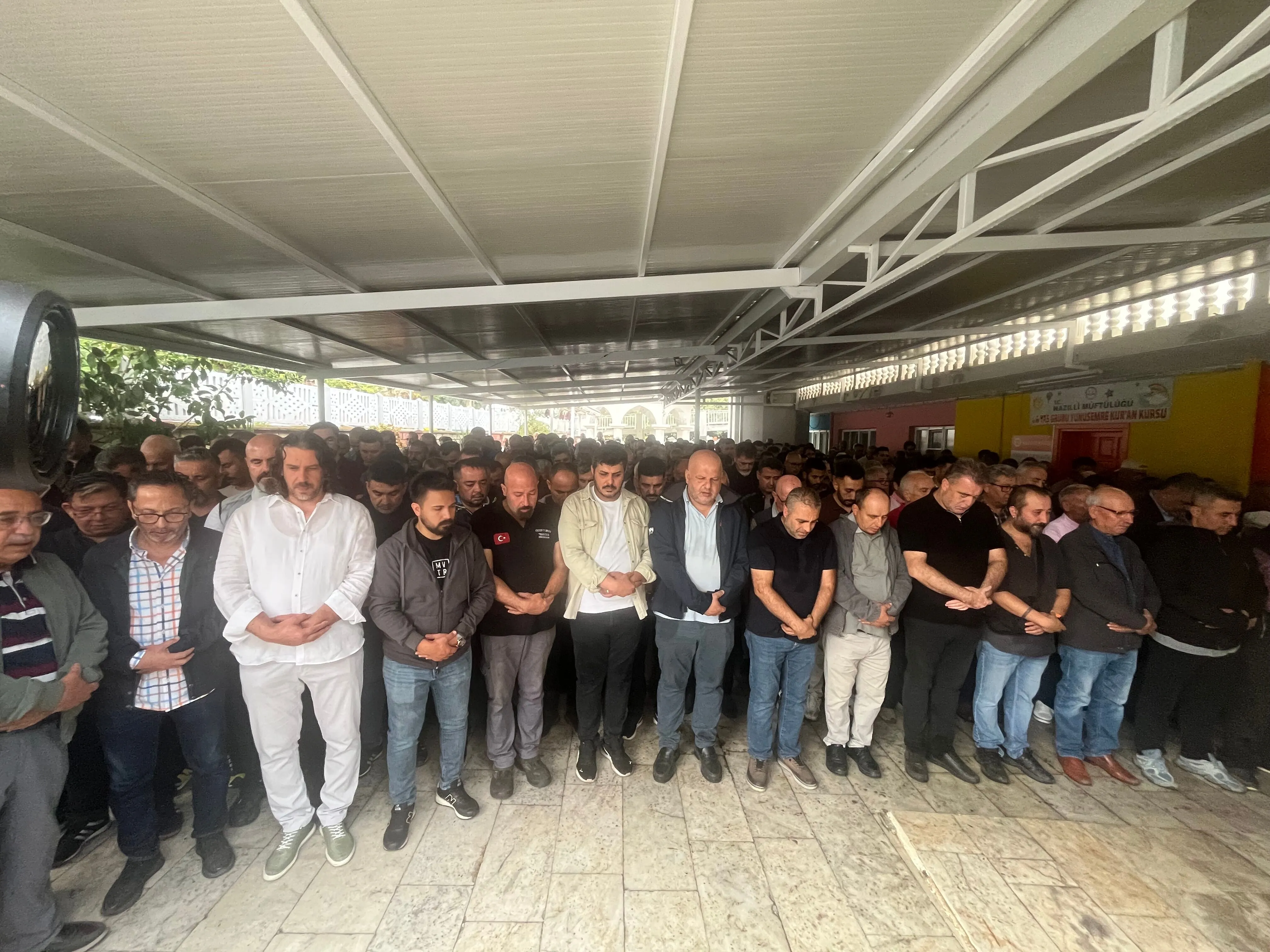 Ntb Calisani Yunus Cakaloglu Dualarla Ugurlandi Gozyaslari S 699421 Faac36-1
