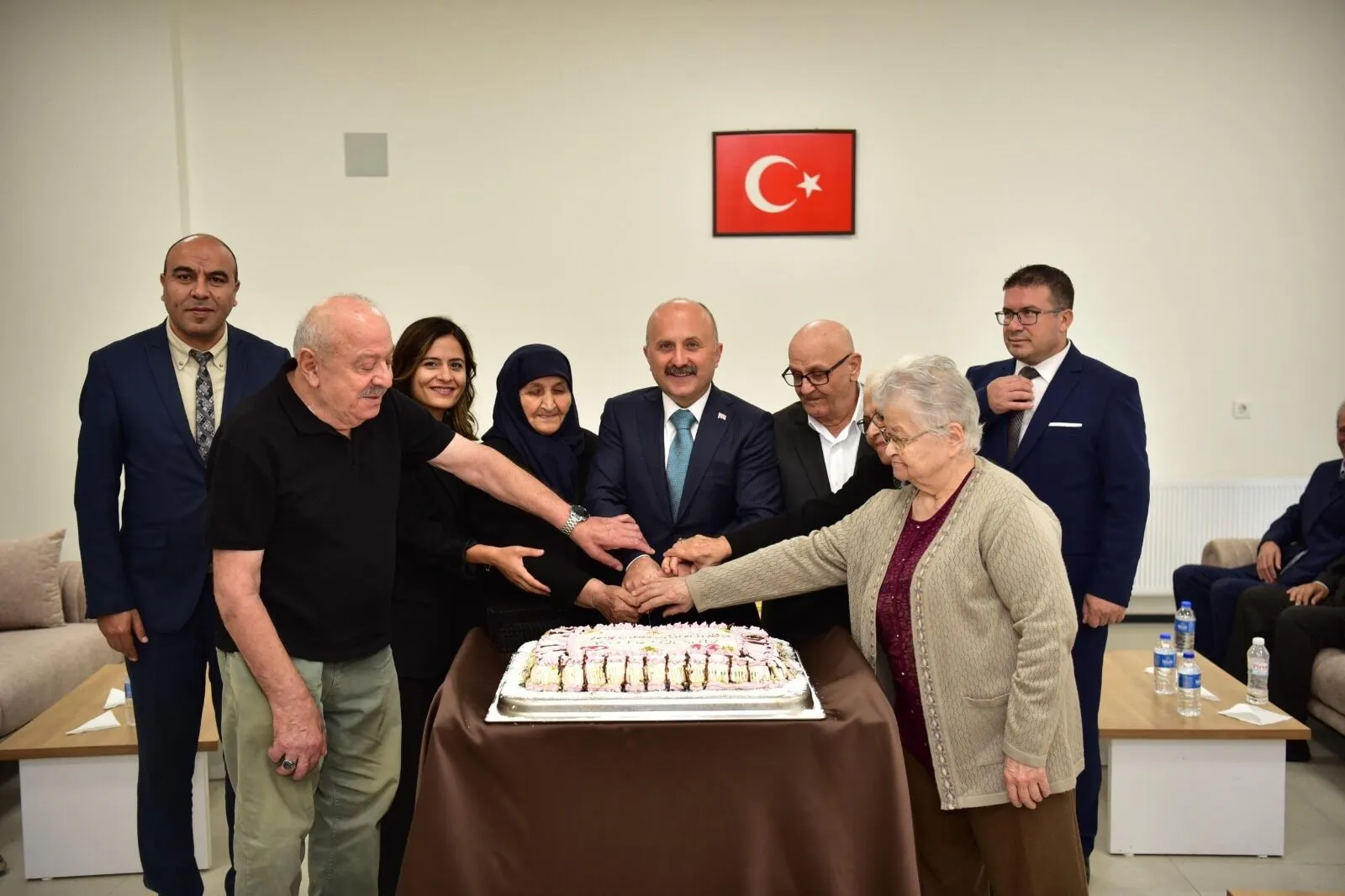Vali Varoldan Aydinin Cinarlarina Ziyaret 1