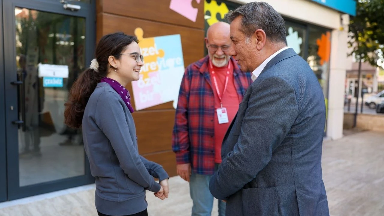 Yetiskin Sampiyon Ve Universiteli Ece Ile Bulustu 5