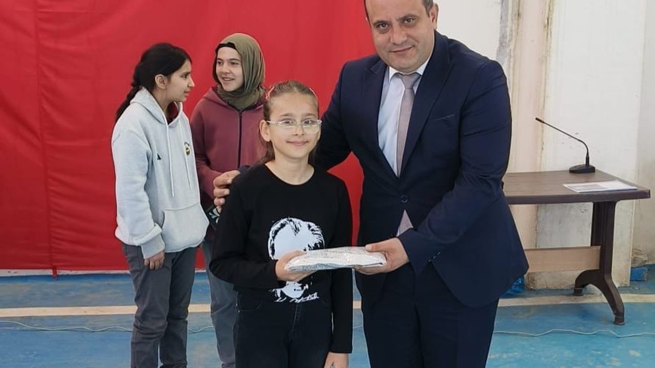 Afyonkarahisar’ın ilçelerinde 29 Ekim Coşkusu