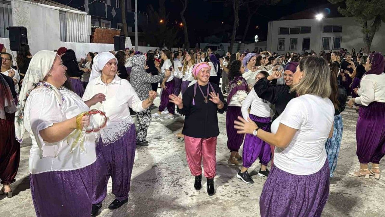 Kadınlardan renkli "Şalvar Gecesi"