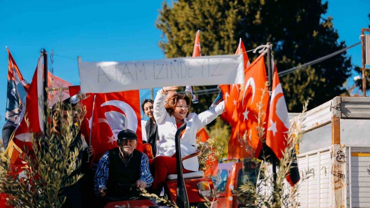 Başkan Gençay, Akköy Cumhuriyet Konvoyu’na katıldı