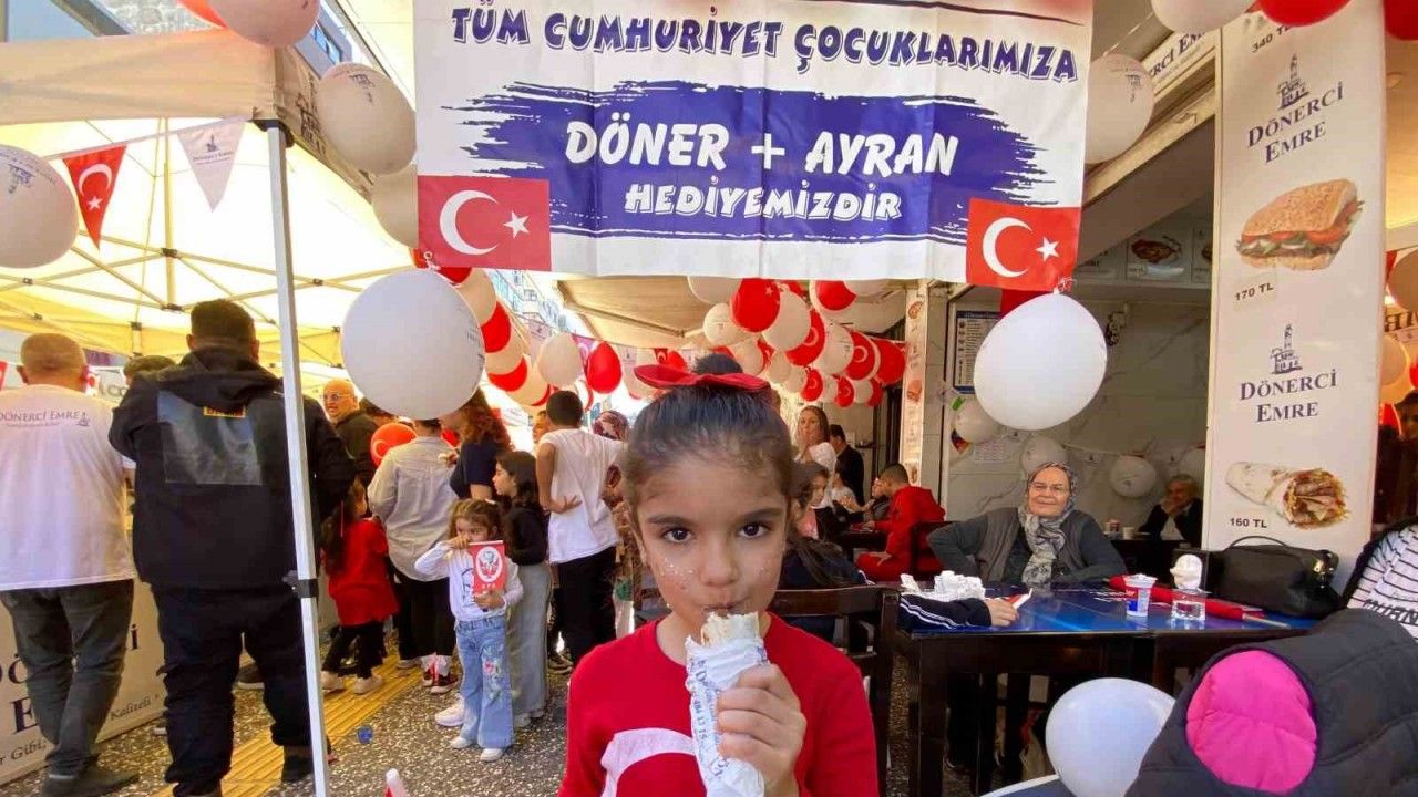 29 Ekim’de çocuklara ücretsiz döner ikramı