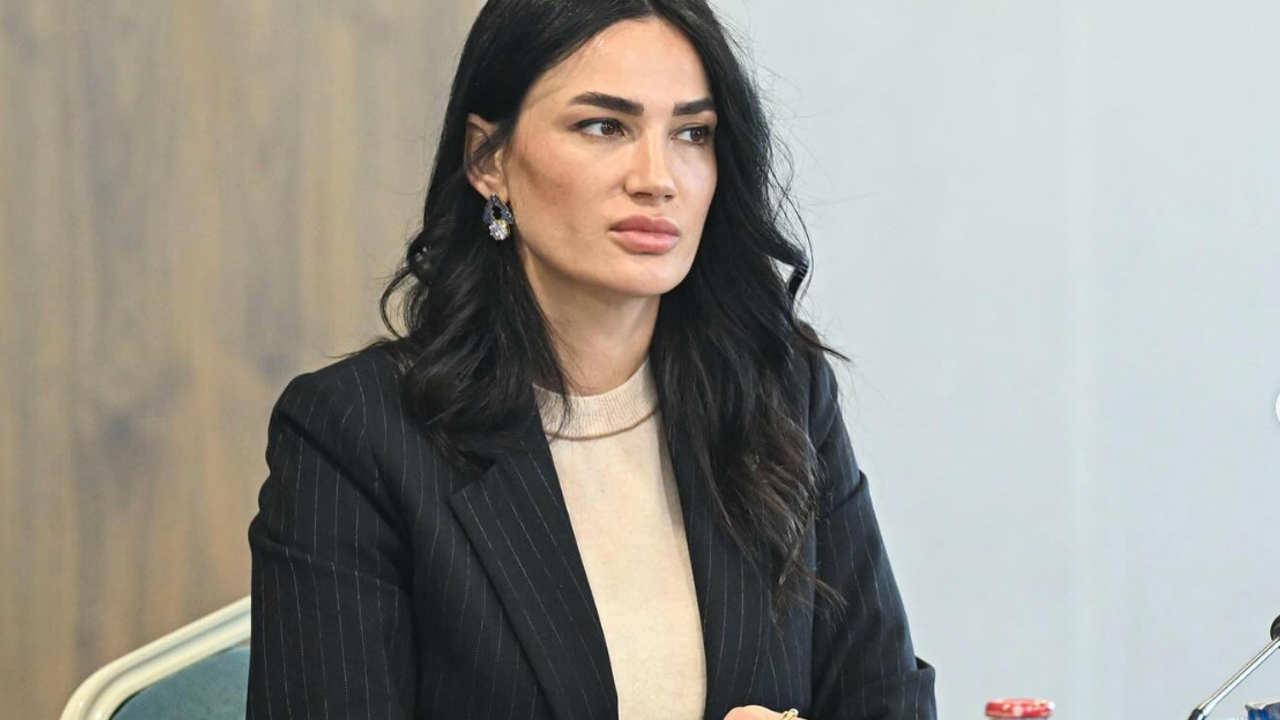Seda Sarıbaş’tan kafa karıştıran paylaşım!