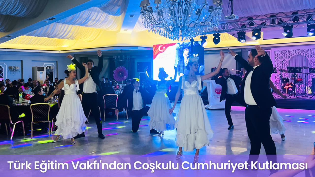 Türk Eğitim Vakfı'ndan Coşkulu Cumhuriyet Kutlaması