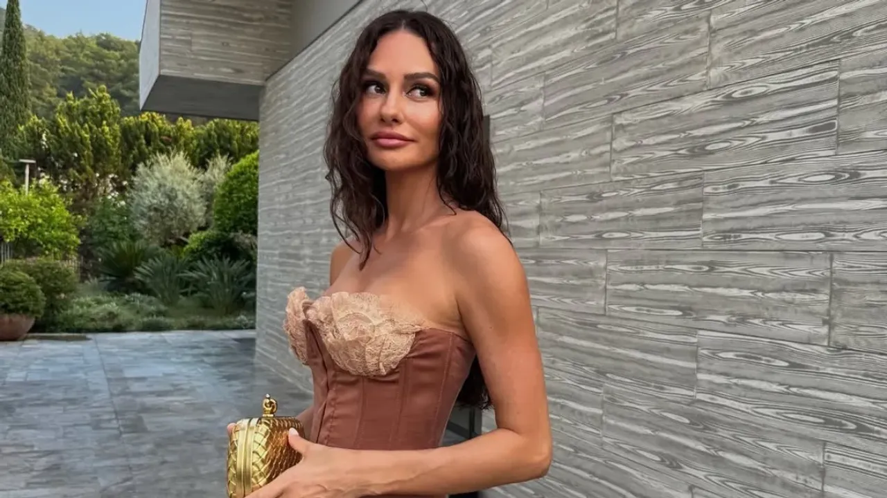 Yasemin Ergene'nin Cadılar Bayramı hazırlığı!