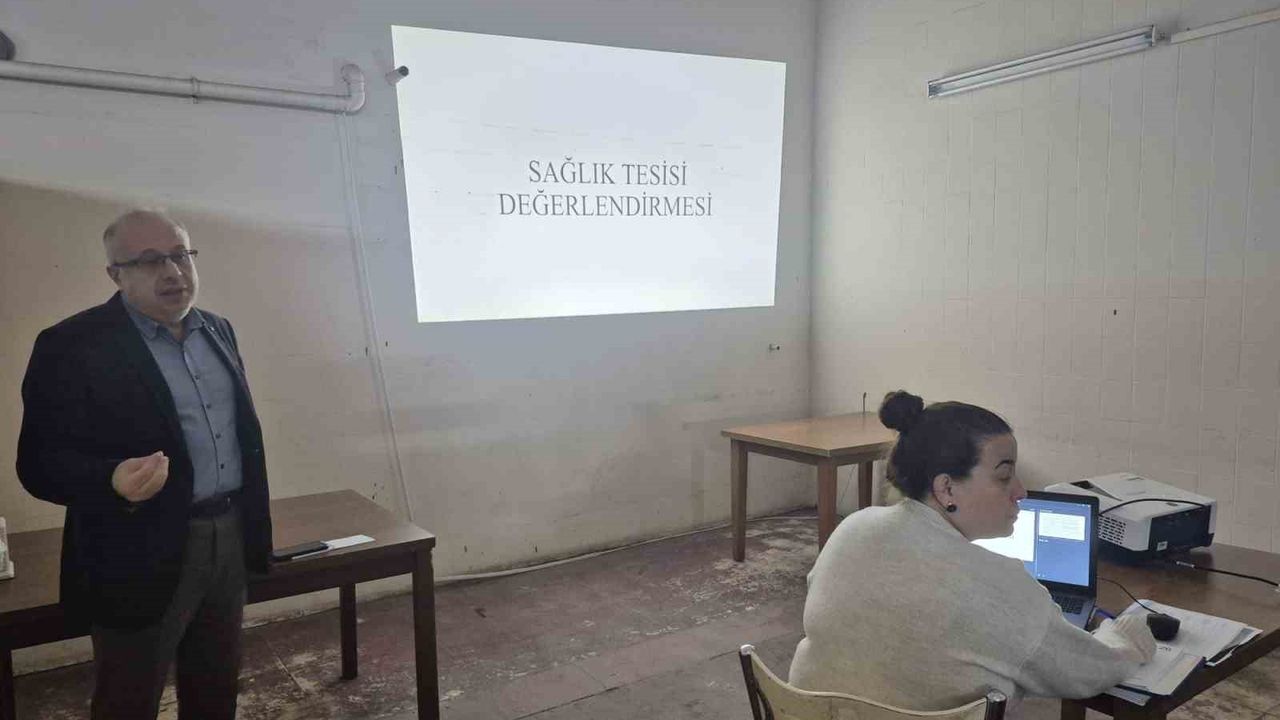 Atatürk Devlet Hastanesi'nde değerlendirme toplantısı ...