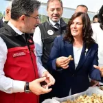Başkan Çerçioğlu’ndan incir için özel tarif: “Zeytinyağına banıp ceviz koyun”