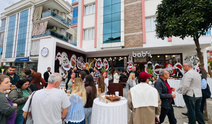 Aydın’ın Yeni Mekanı Bab's Cafe, Görkemli Açılışıyla Kapılarını Araladı