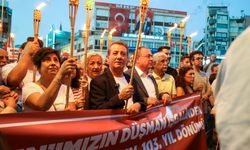 Binlerce Kişi Başkan Yetişkin İle Birlikte Yürüdü