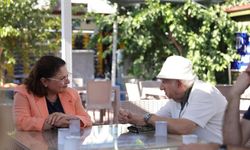 Başkan Gençay, halk pazarında vatandaşları dinledi