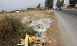 Yol kenarları çöplüğe çevrildi