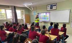 İlkokul öğrencilerine trafik eğitimi verildi