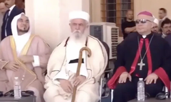 Irak’ta cami açılışında “özür” krizi