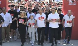 Özgür Özel, CHP’nin 102. Yıl Koşusunu Tamamladı