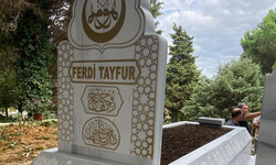 Bahçeli, Ferdi Tayfur’un Hatırasını Yaşatıyor