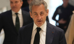 Sarkozy’ye Bir Darbe Daha