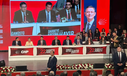 CHP'nin Olağanüstü Kurultayı gerçekleştiriliyor