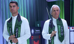 Ronaldo ve Jesus özel kıyafet giydi, kılıç kuşandı
