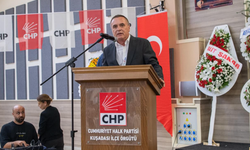 CHP Kuşadası’nda Gürbilek Yeniden Başkan Seçildi