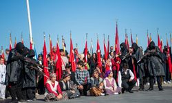 Kuşadası'nda Cumhuriyet coşkuyla kutlandı